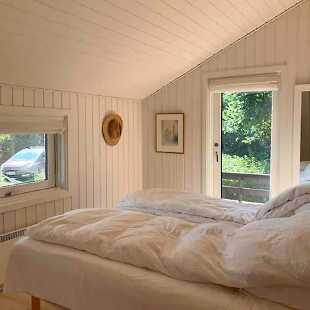 Peace And Sea Views At Lykkero On Funen Martofte
