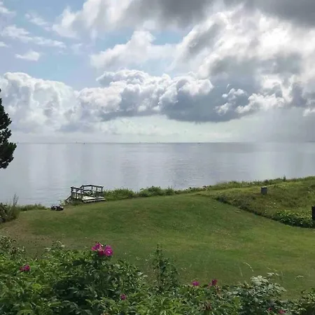 Peace And Sea Views At Lykkero On Funen Martofte